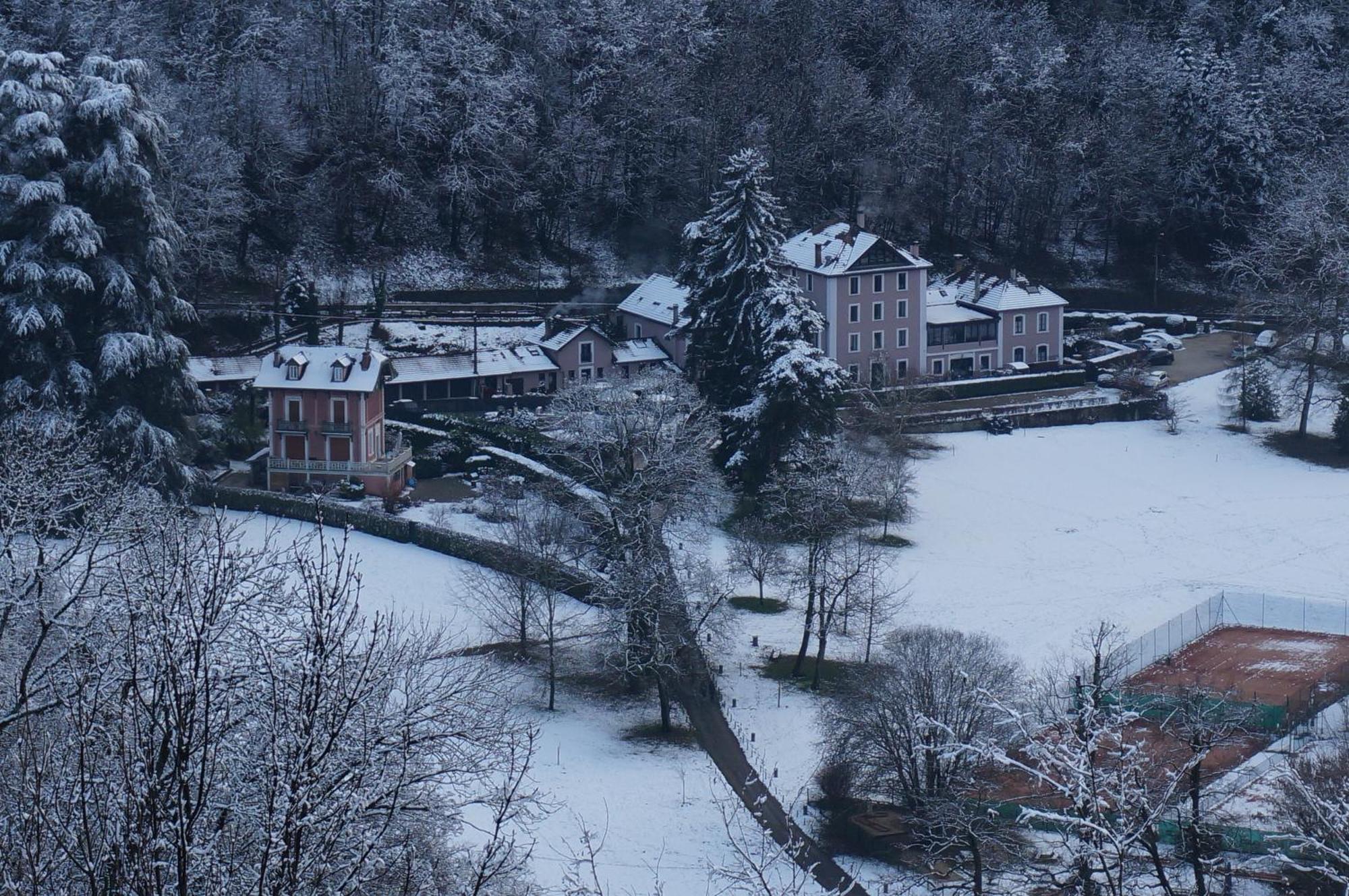 Residence Du Parc Saint-Martin-d'Uriage Екстер'єр фото